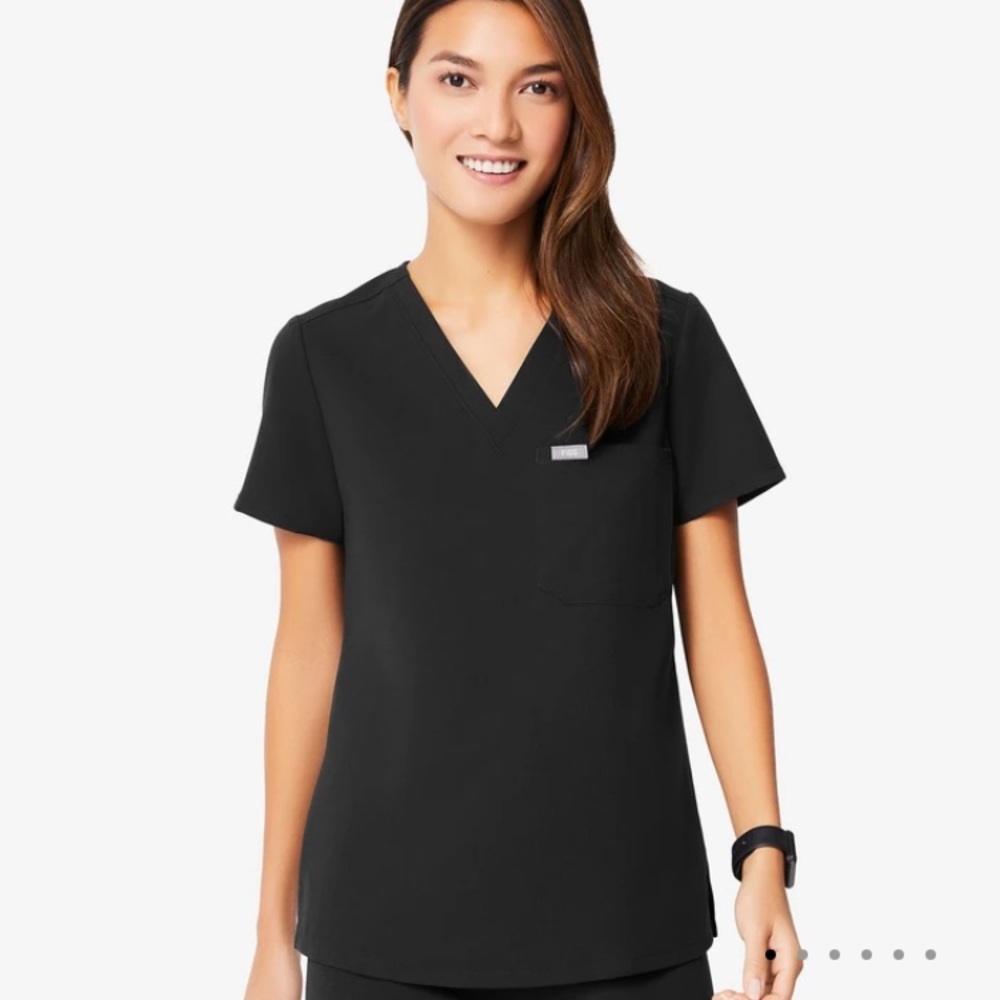 FIGS Catarina top XS, Zamora Joggers S black scrub